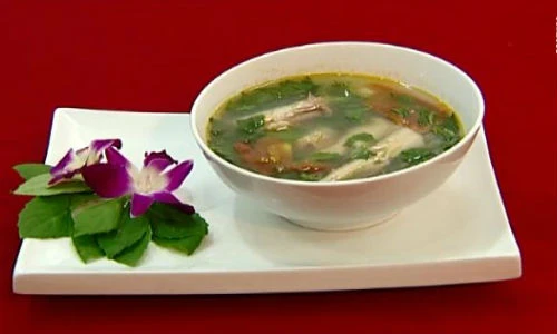 Lạ lẫm món cá khoai nấu rau bớp Nam Định mát lành