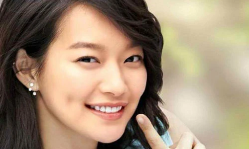 Rộ trào lưu "Anh thích nhất điểm gì trên gương mặt em?"