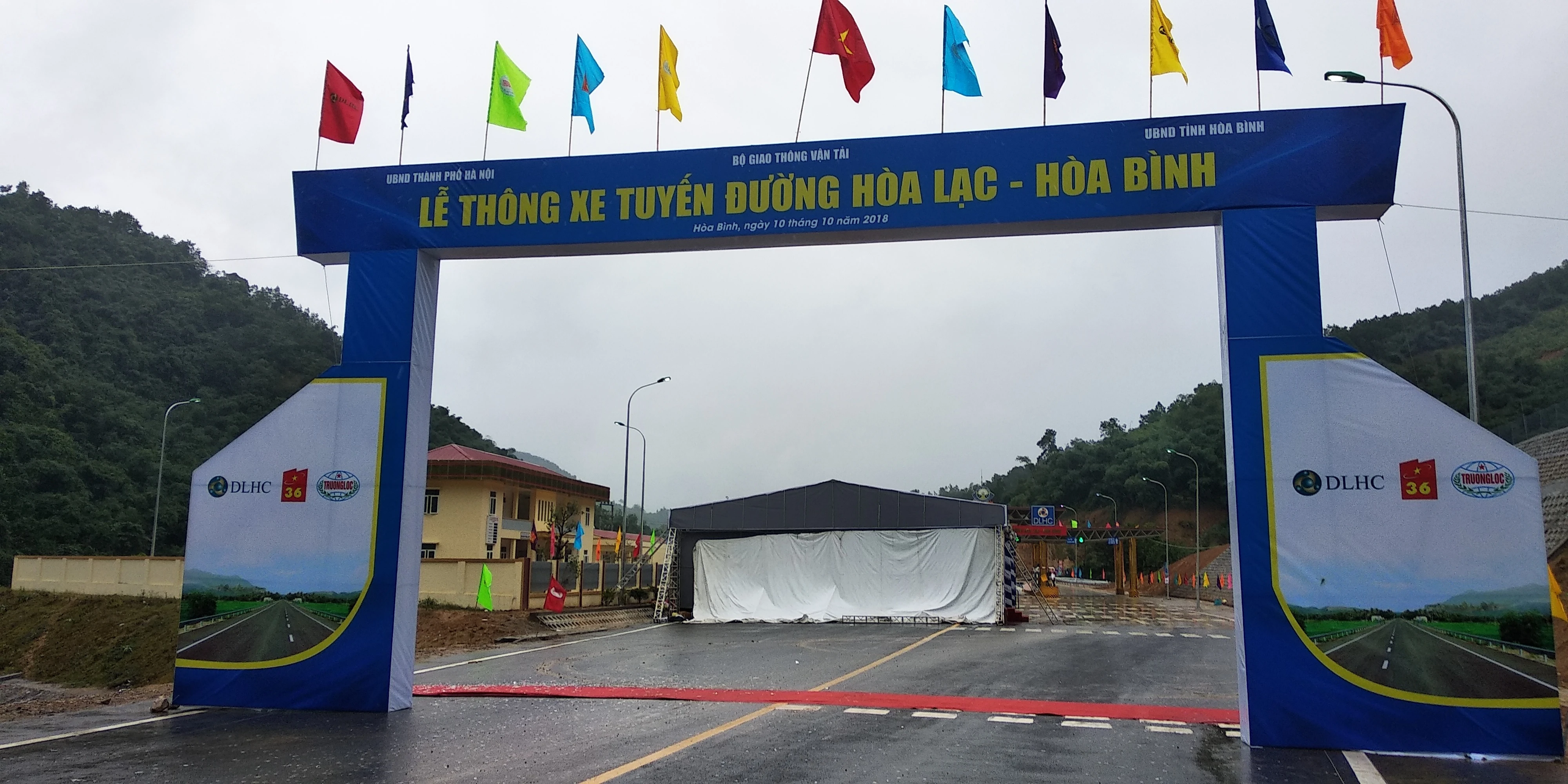 Chính thức thông xe đường nghìn tỷ, Hà Nội đi Hòa Bình chỉ còn 1 giờ