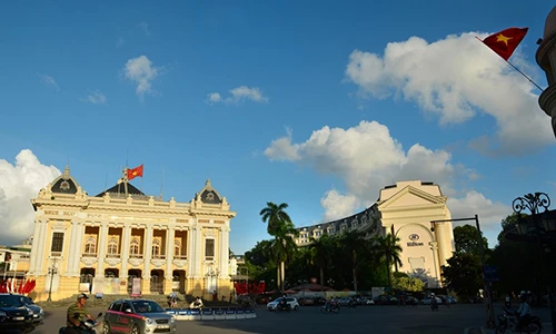 Ngắm công trình nổi tiếng HN, SG ngày ấy - bây giờ