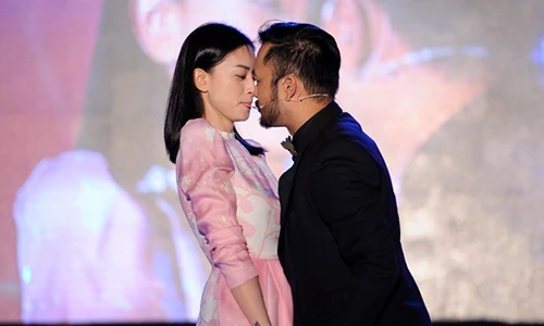 4 cặp đôi phim giả tình thật ngày càng lạnh nhạt