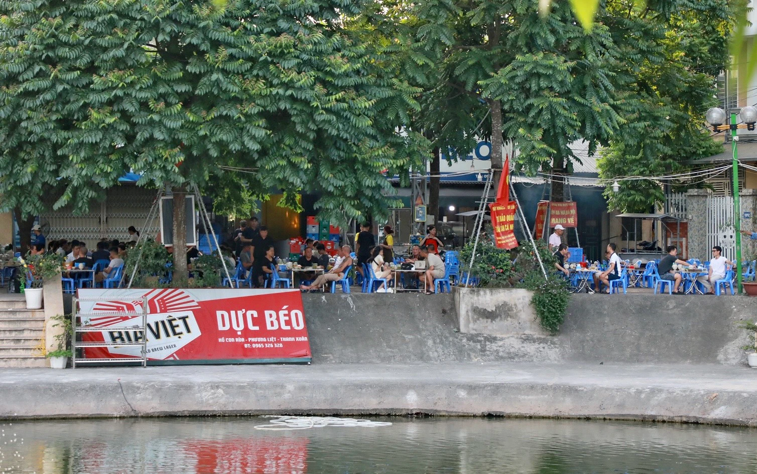 Hà Nội: Hồ Rùa bị lấn chiếm nhiều năm, nhưng vẫn không xử lý