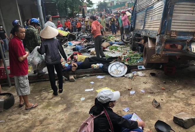 Nguyên nhân xe tải đâm vào chợ khiến 5 người tử vong
