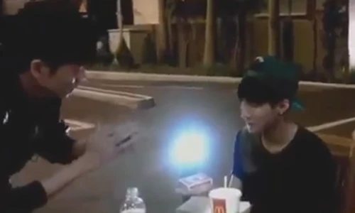 Sơn Tùng M-TP hết hồn vì bị lừa giữa phố