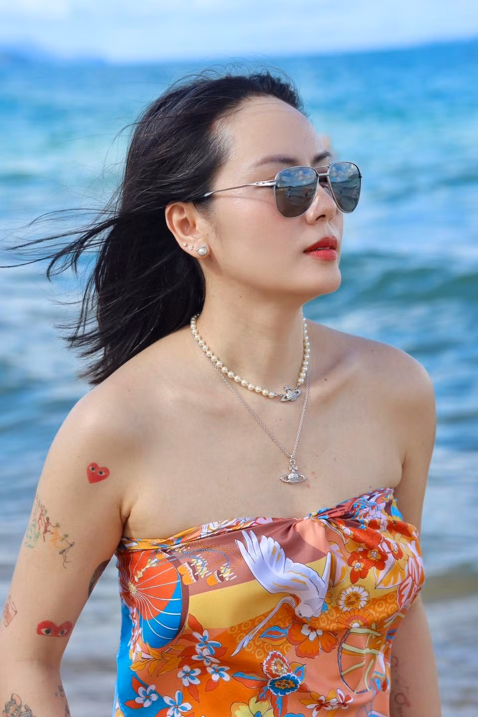 Gần đây, nữ ca sĩ tích cực tham gia các đêm nhạc phòng trà và được nhận xét ngày càng mặn mà cả về nhan sắc lẫn giọng hát. Ảnh: FB Tran Phuong Linh