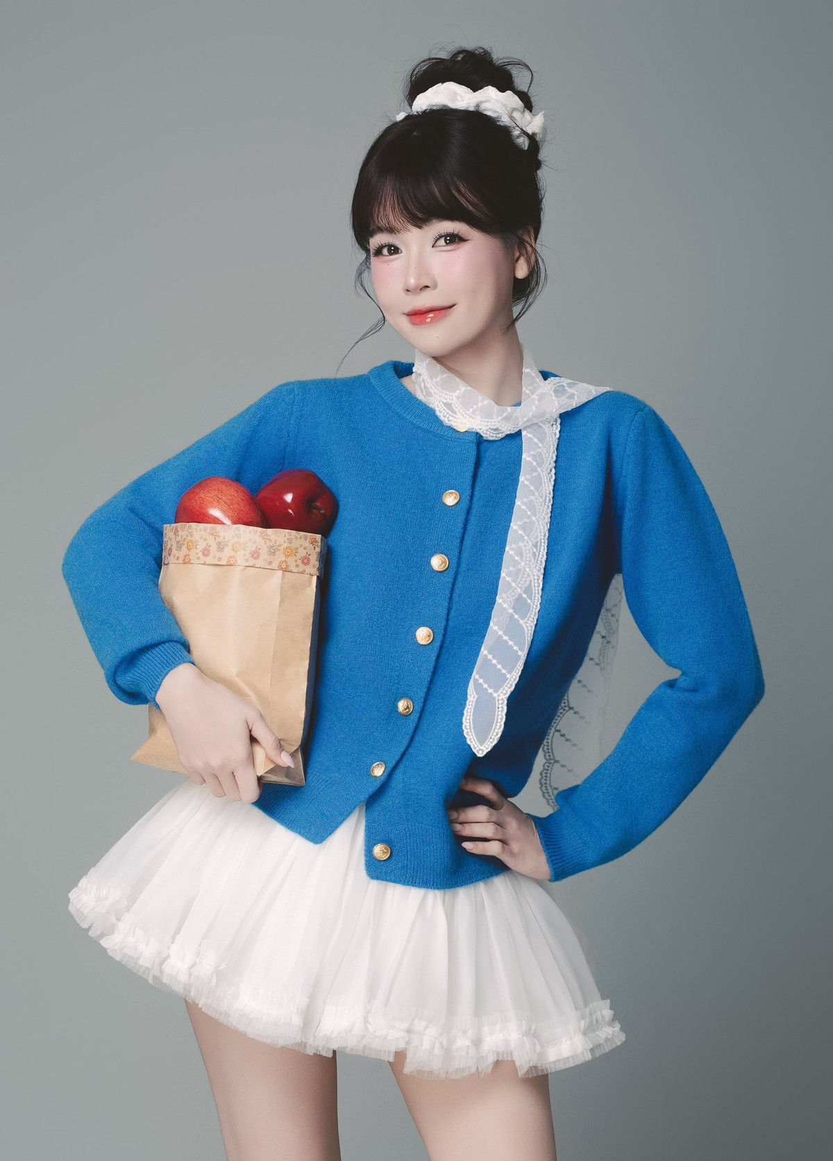 Tin tức sao Việt 25/12: Diễn viên Sam được khán giả khen trông như nữ sinh, không có dấu hiệu thời gian dù đã là mẹ hai con. Ảnh: FB Sam