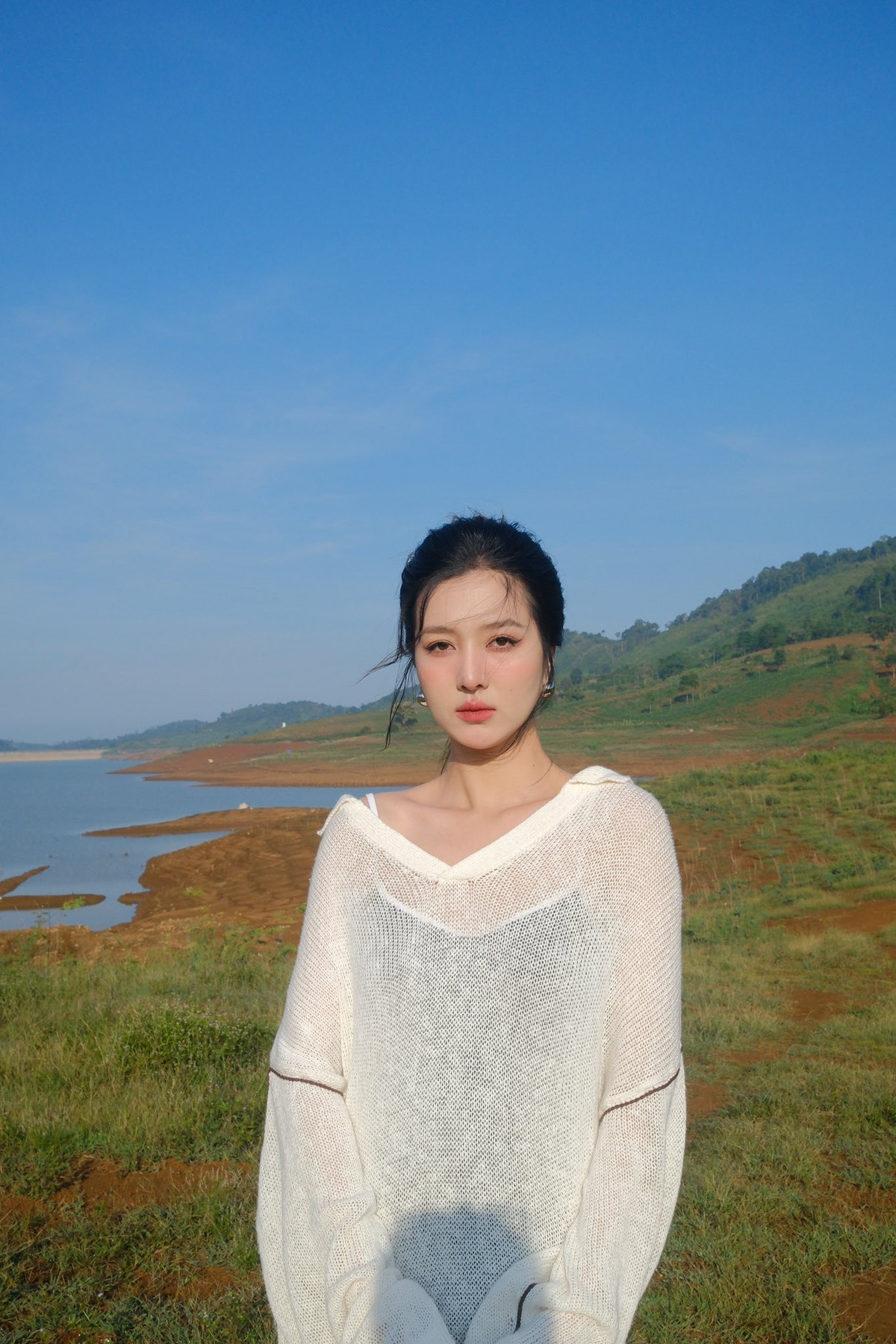 Hồ Quang Hiếu từng cho biết bà xã là người biết vun vén, chăm lo cho gia đình. Ảnh: FB Tuệ Như