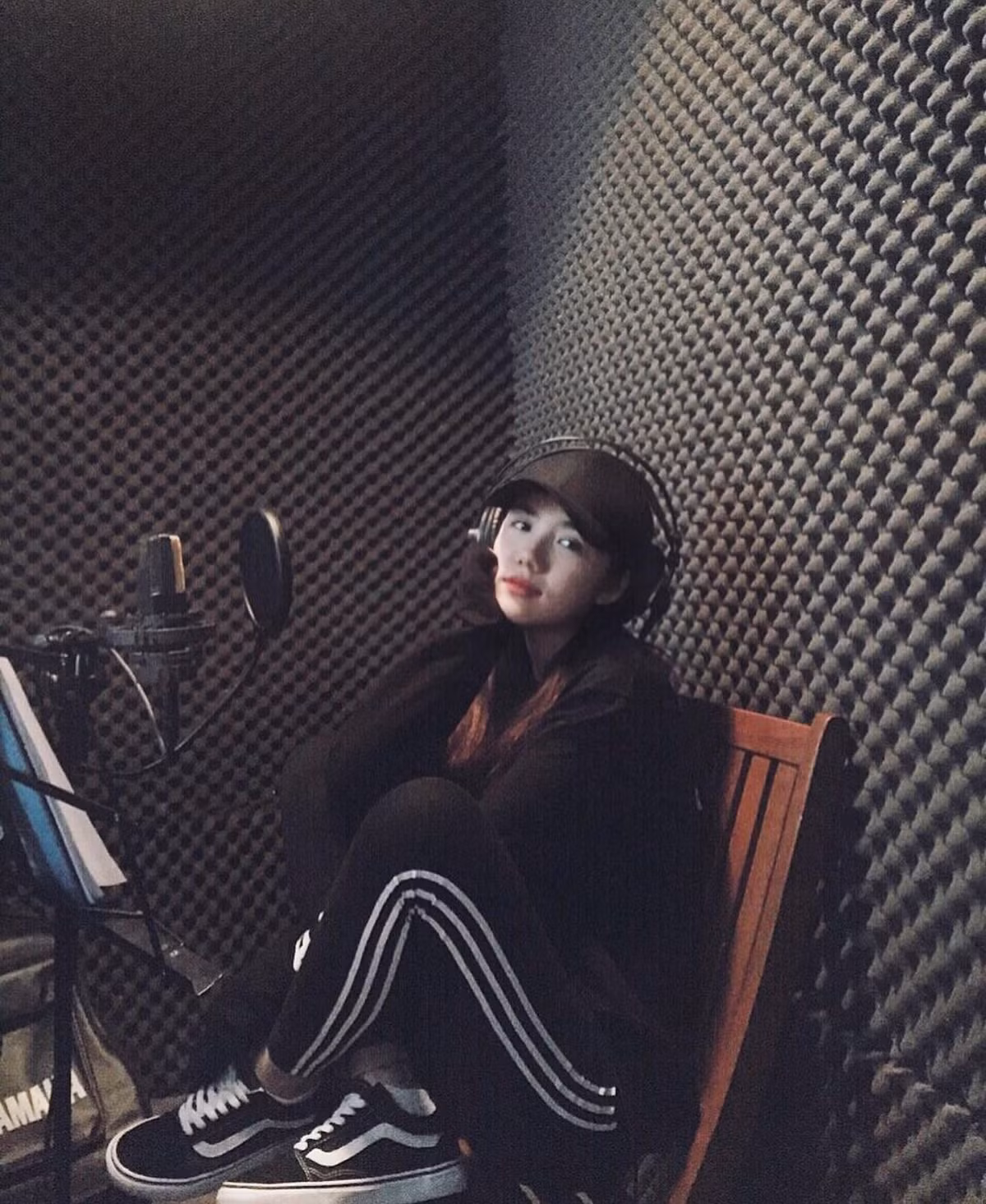 Điều khiến nhiều khán giả ngạc nhiên chính là nét đẹp tự nhiên dường như vẫn vẹn nguyên. Không ít bình luận hài hước cho rằng “thời gian đã bỏ quên Phương Ly”.