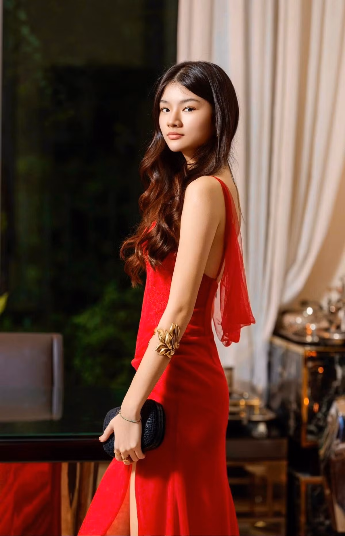 Bảo Tiên không hoạt động mạng xã hội. Những hình ảnh của cô chủ yếu do cha mẹ hoặc người thân chia sẻ. Ảnh: FB Trương Ngọc Ánh