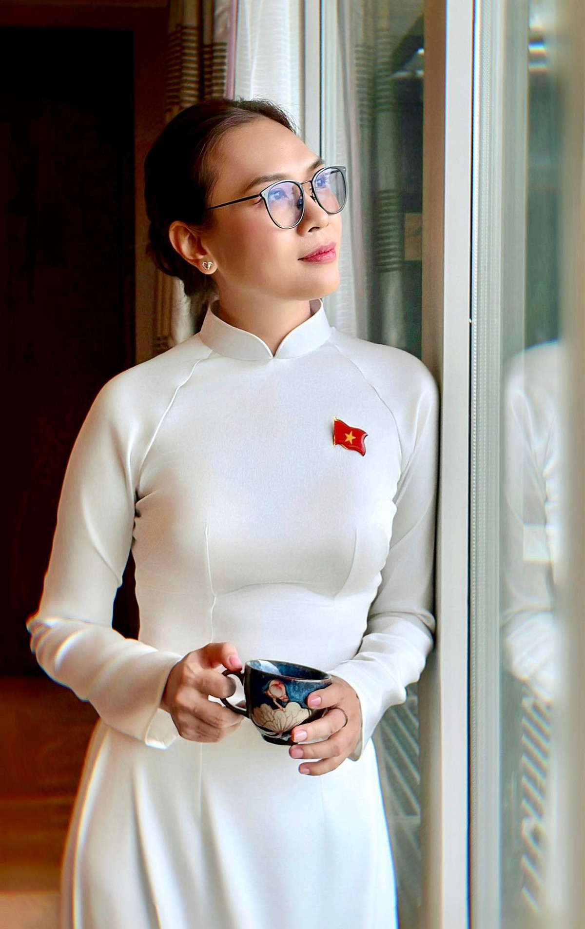 Ca sĩ Mỹ Tâm chia sẻ cảm xúc sau khi được khen ngợi tại chương trình nghệ thuật kết thúc lễ diễu binh, diễu hành ngày 2/9. Ảnh: FB My Tam