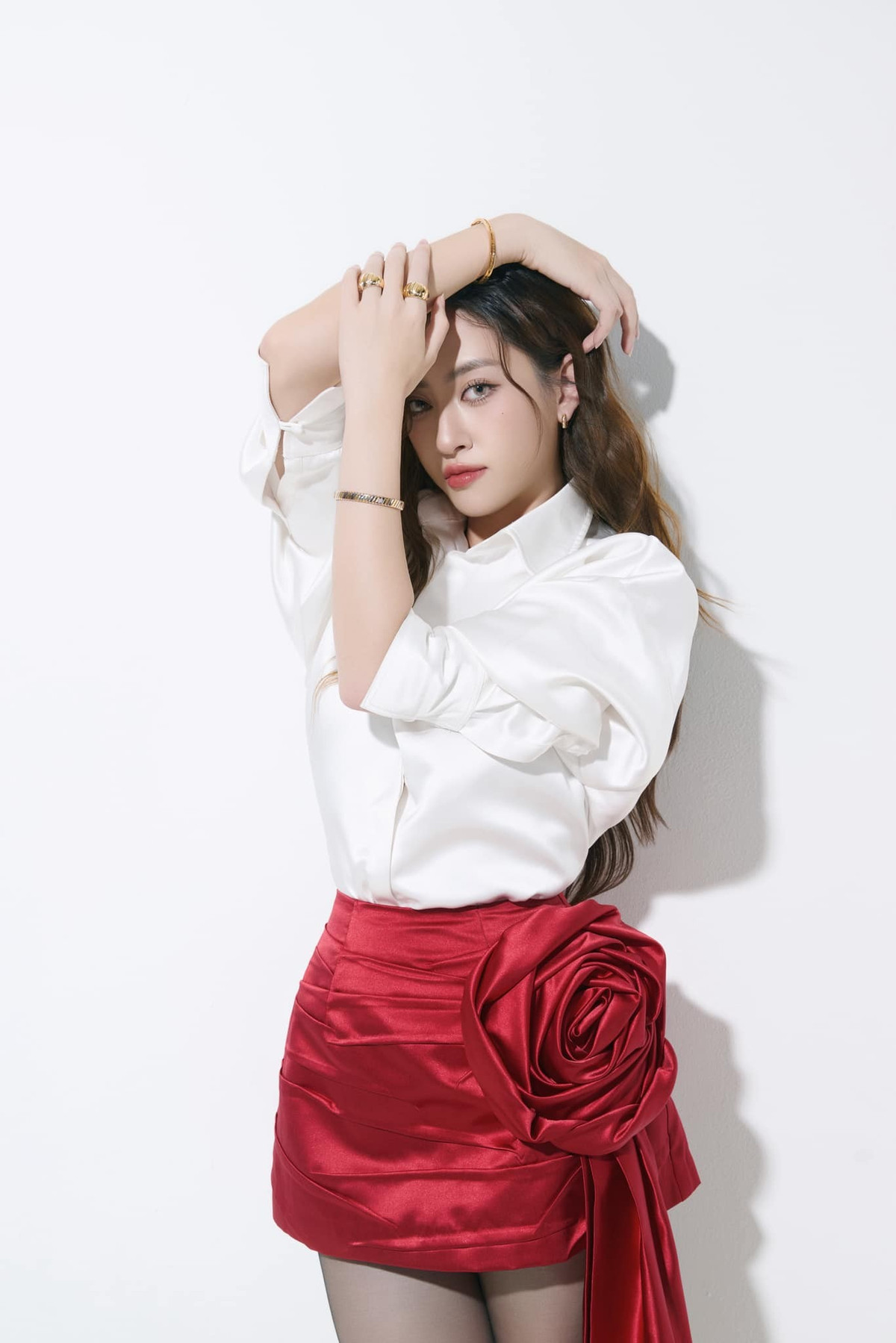 Hoa hậu Lương Thuỳ Linh tung bộ ảnh mới khó rời mắt. Ảnh: FB Lương Thùy Linh