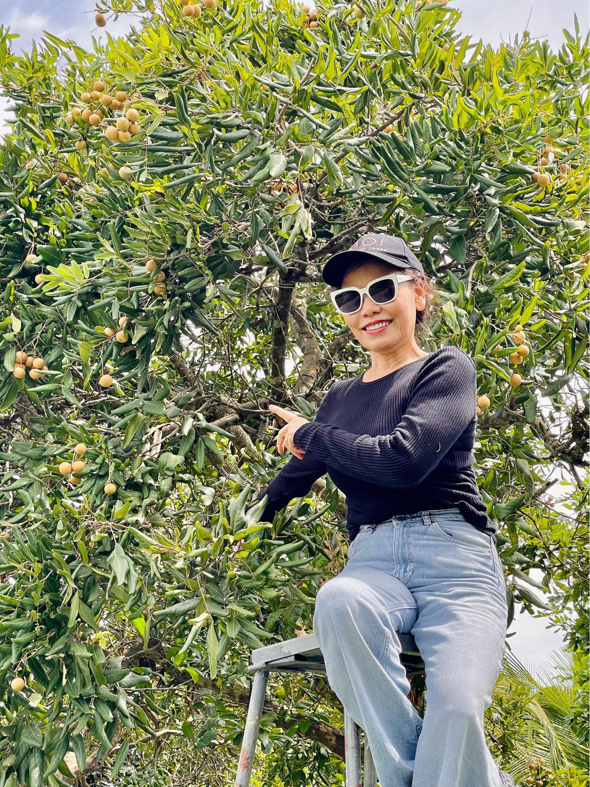 Ở tuổi U70, mẹ Hồ Ngọc Hà giờ đây sống an yên bên con cháu. Bà được ngưỡng mộ vì có cuộc sống mà rất nhiều người ao ước. Ảnh: FB Ngọc Hương