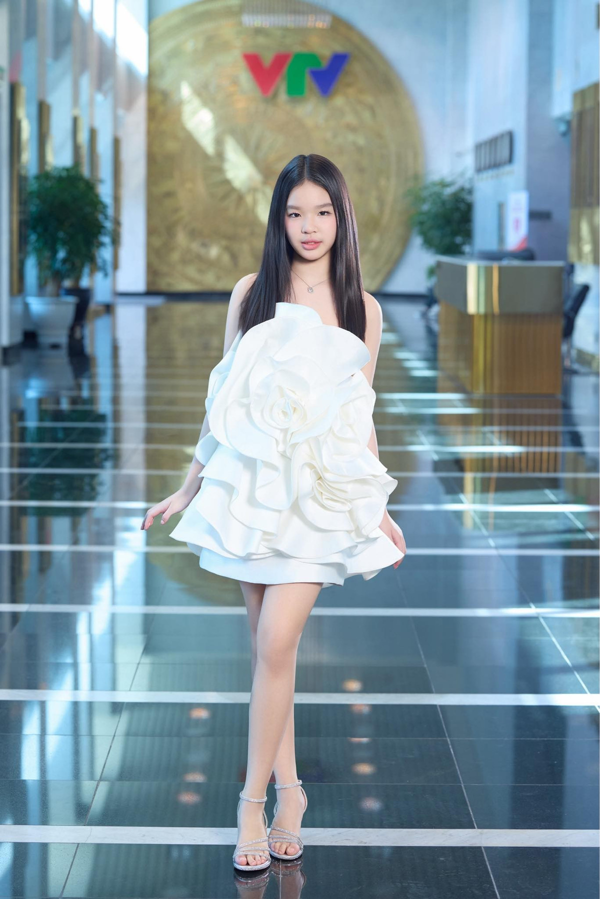 Con gái siêu mẫu Xuân Lan trổ mã, ra dáng thiếu nữ ở tuổi 12. Ảnh: FB Nguyen Xuan Lan