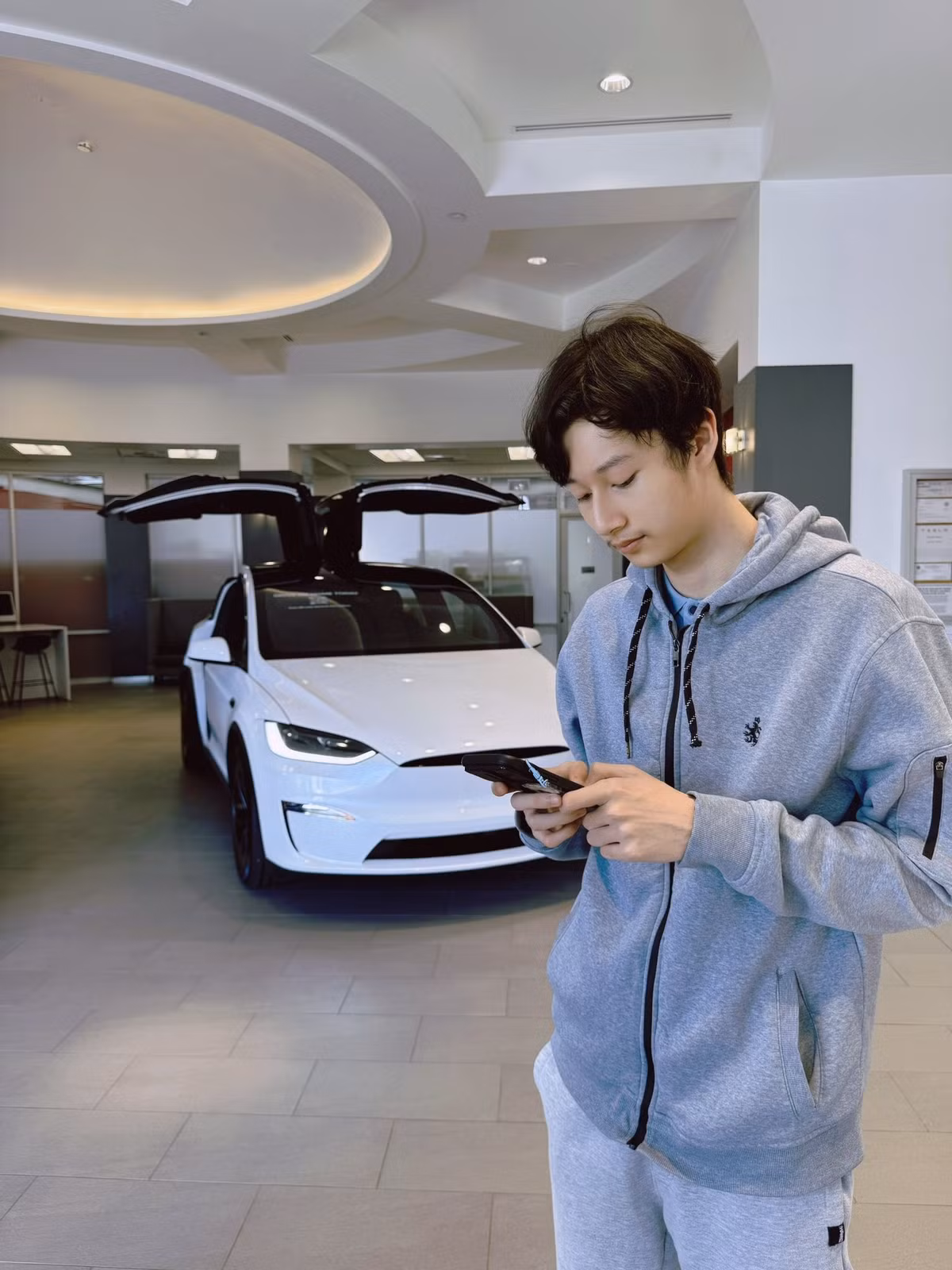 Hiện Bảo Nam đang học lái xe nên việc sở hữu một chiếc xe riêng vừa thuận tiện cho quá trình tập lái, vừa là phương tiện di chuyển khi bước vào đại học trong thời gian tới.