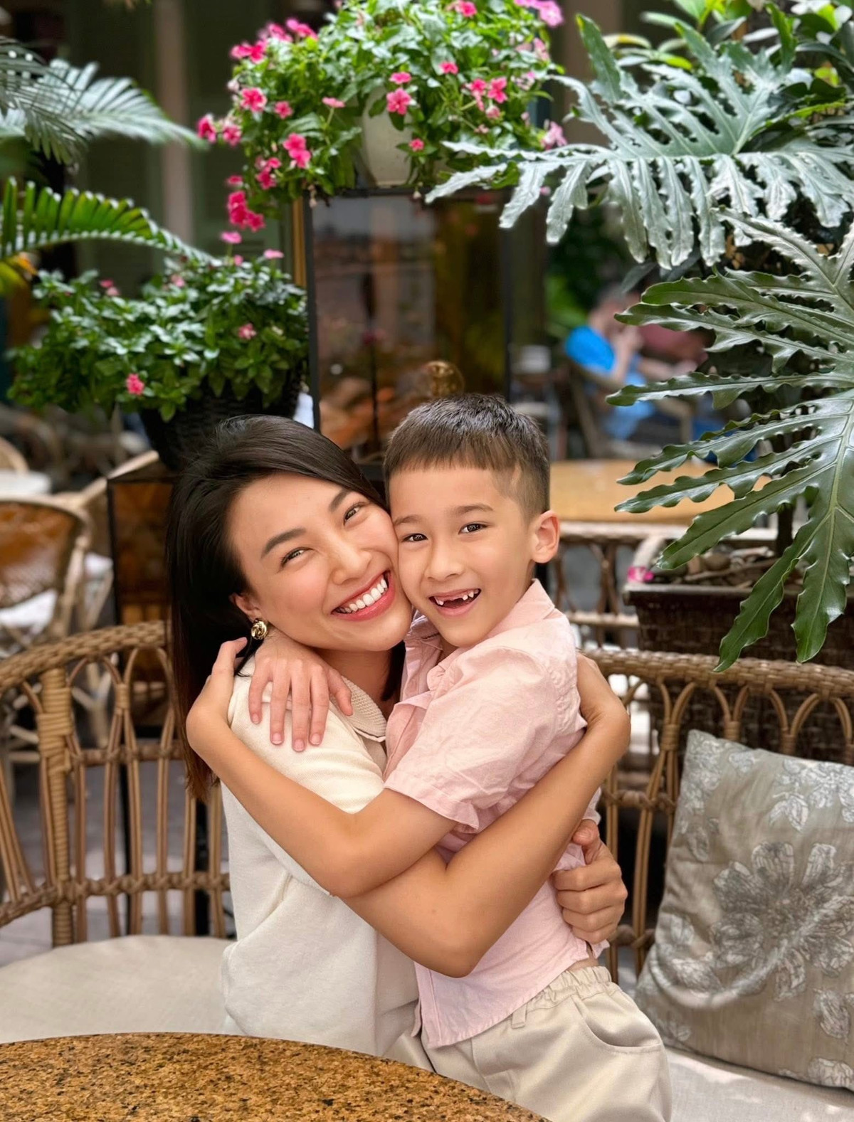 Sau đổ vỡ hôn nhân, Hoàng Oanh hạn chế chia sẻ đời tư.