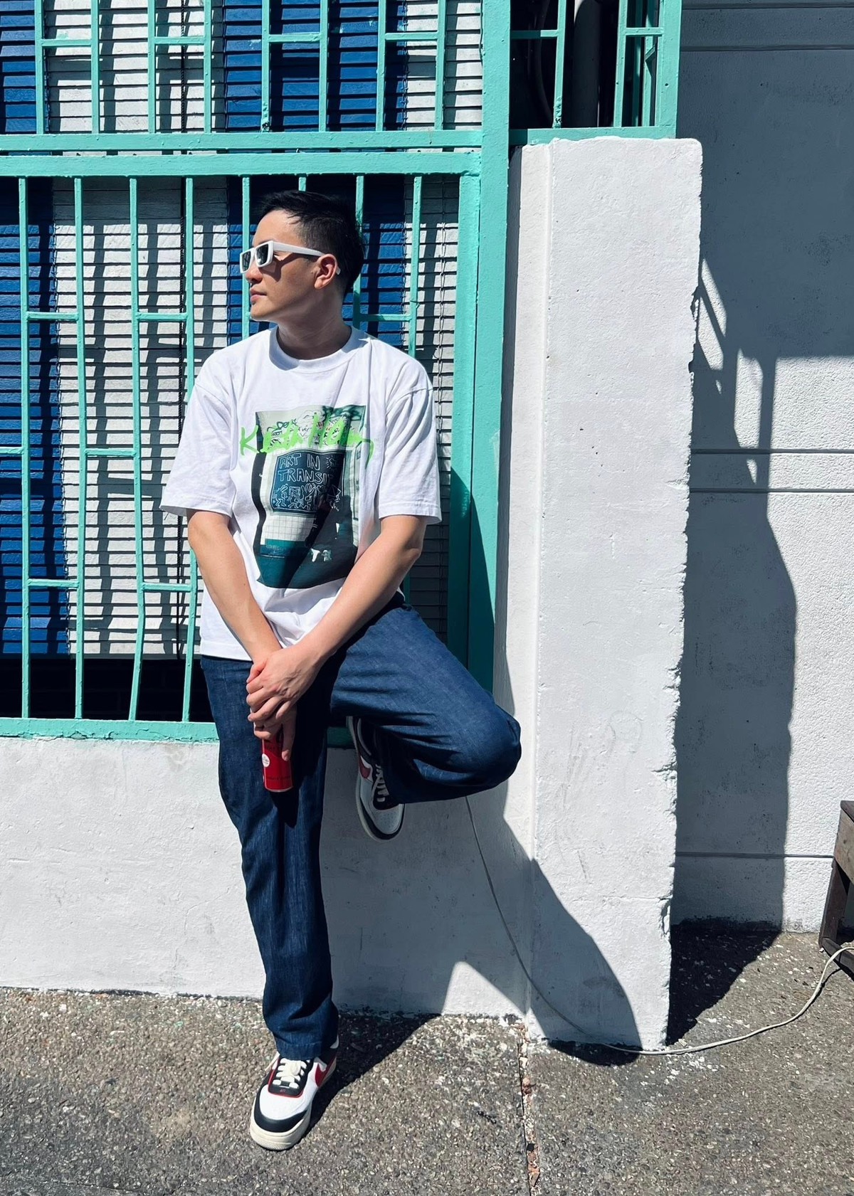 Diễn viên Lương Mạnh Hải bị hối lấy vợ: "Cả lò mình ơi, tui đi ăn giỗ mà vẫn bị hỏi: Bao giờ mày cho cô chú ăn cỗ? Không sợ con cháu nghĩ quẩn sao cô chú". Ảnh: FB Lương Mạnh Hải