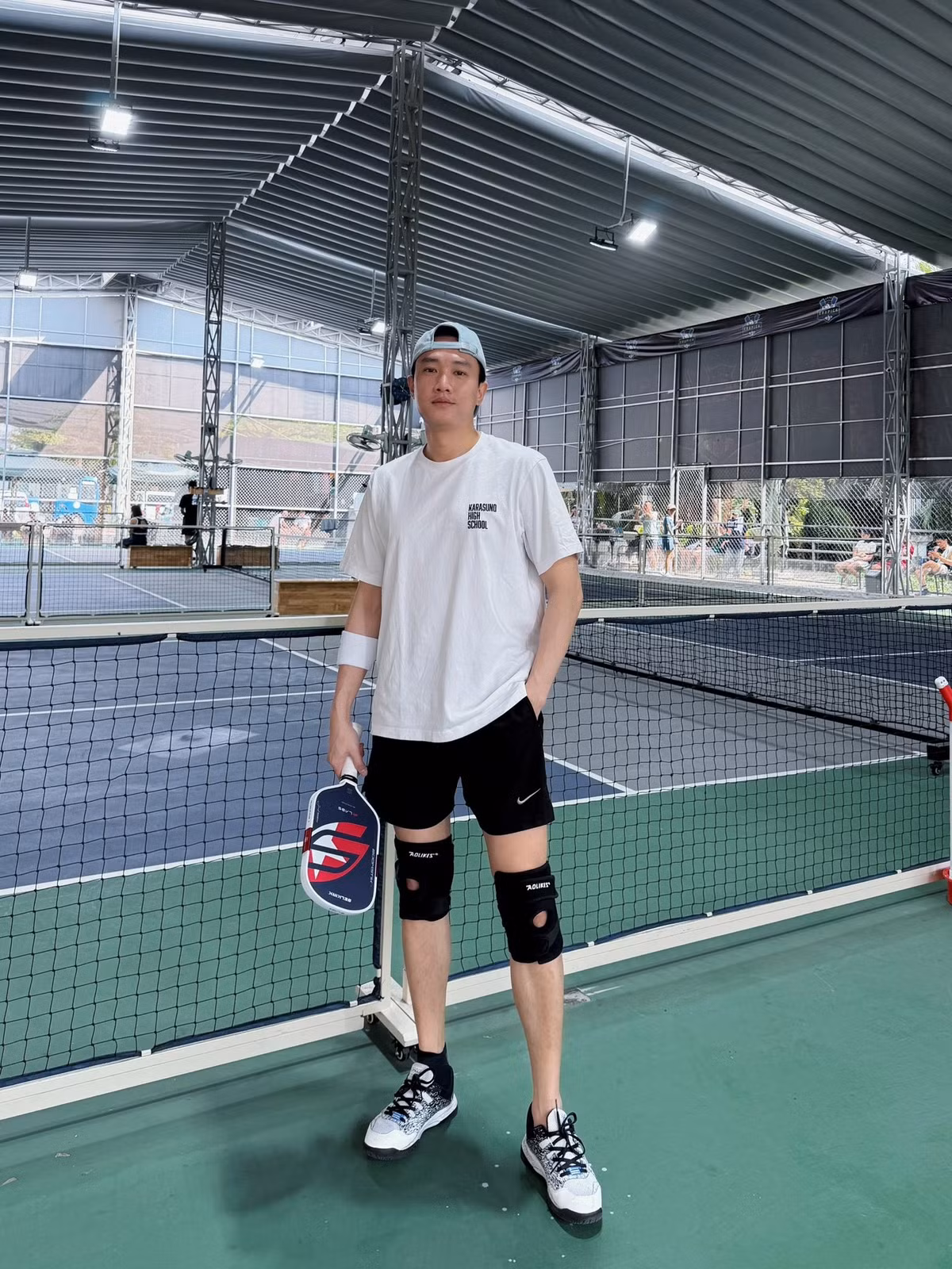 Quốc Trường tranh thủ đến sân pickleball 'đánh vài set'. Ảnh: FB Nguyễn Quốc Trường