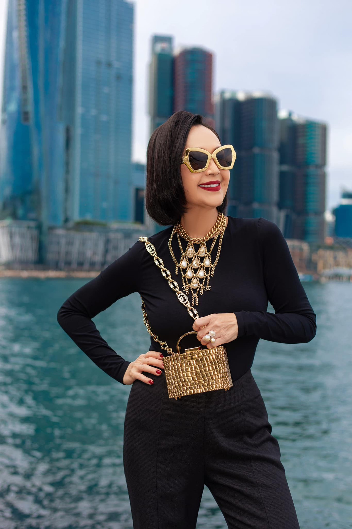 Một trong những điều khiến công chúng ngưỡng mộ Diễm My là tình cảm bền vững suốt hơn 30 năm giữa bà và ông xã, một doanh nhân thành đạt trong lĩnh vực xây dựng. Ảnh: FB Diễm My