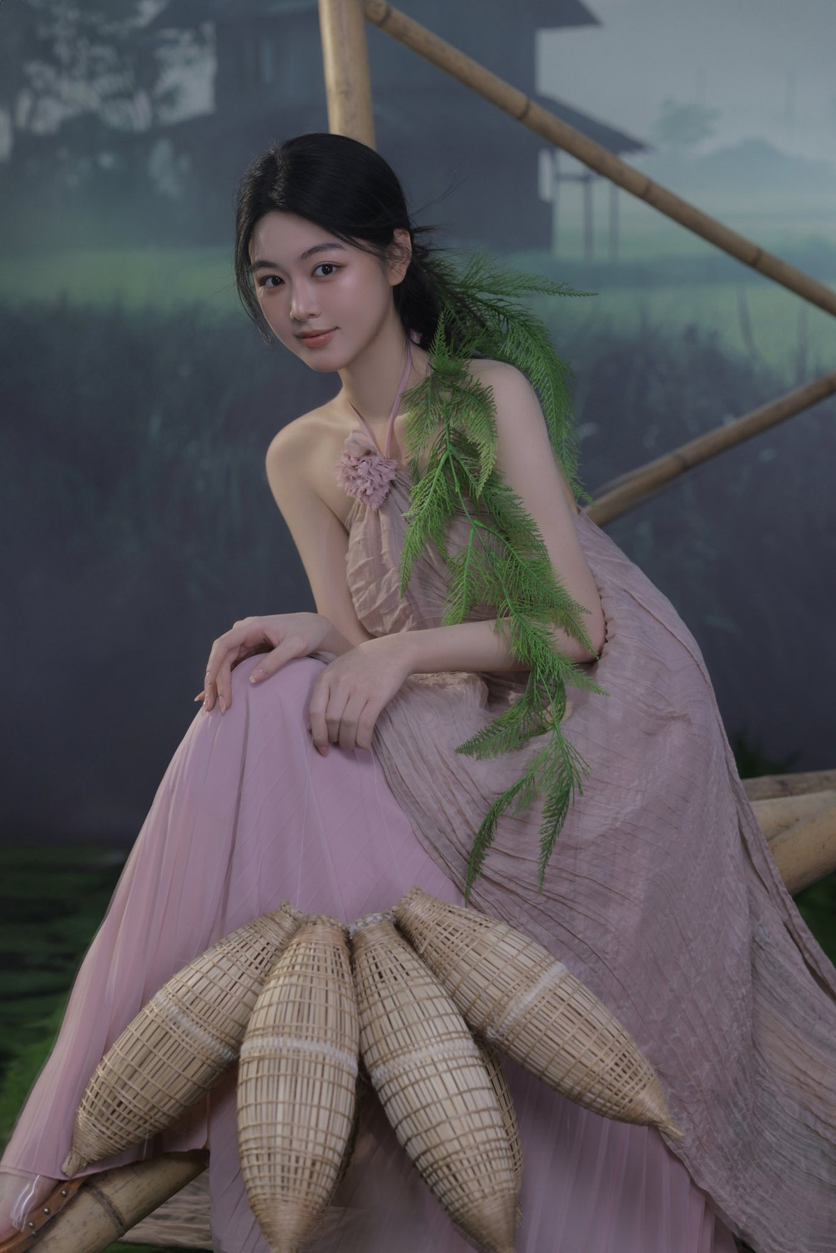 Ngắm nhìn những hình ảnh ngoài đời của Lọ Lem, nhiều người dễ dàng hiểu vì sao cô lại thu hút ánh nhìn đến vậy.