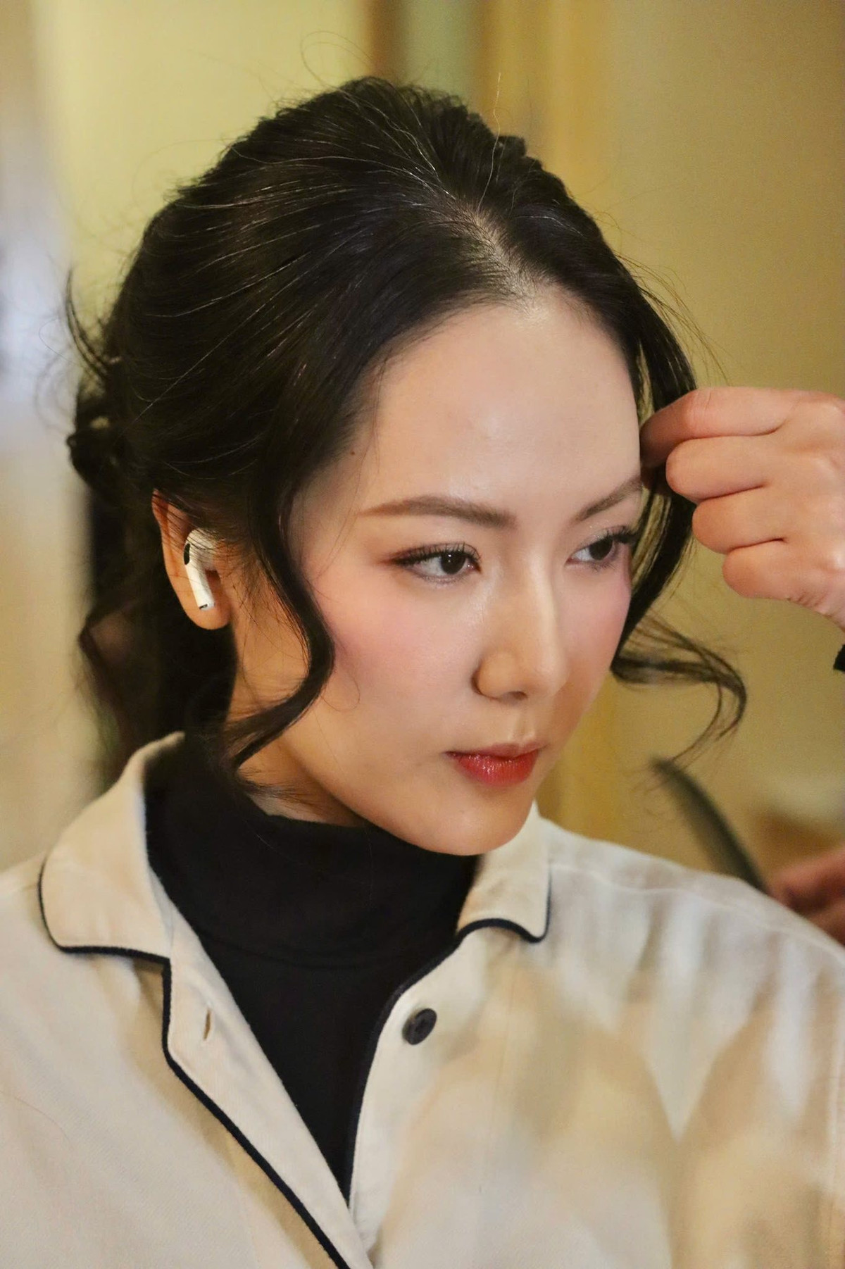 Những năm gần đây, Phương Linh cũng xuất hiện nhiều hơn trên sân khấu ca nhạc. Giọng hát giàu cảm xúc cùng nhan sắc dịu dàng của cô vẫn khiến khán giả nhớ đến hình ảnh nữ ca sĩ thanh lịch của nhiều năm trước.