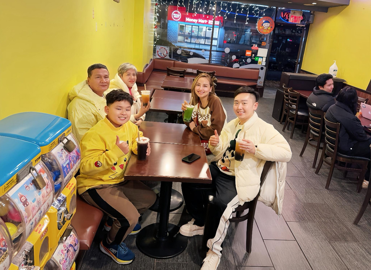 Hoa hậu Diễm Hương sum họp gia đình tại Canada. Ảnh: FB Maria Diễm Hương