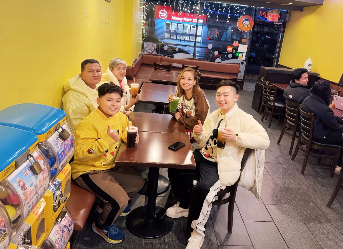 Hoa hậu Diễm Hương sum họp gia đình tại Canada. Ảnh: FB Maria Diễm Hương