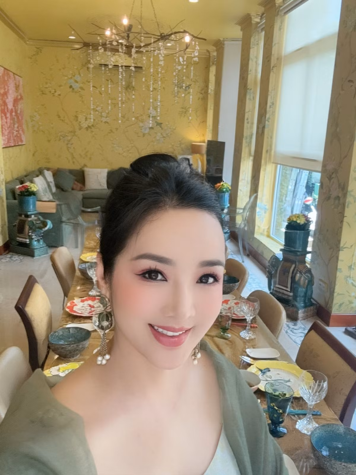 Tin tức sao Việt 16/9: Hoa hậu Giáng My trẻ trung đến mức khó tin ở tuổi U55. Ảnh: FB Giang My Nguyen