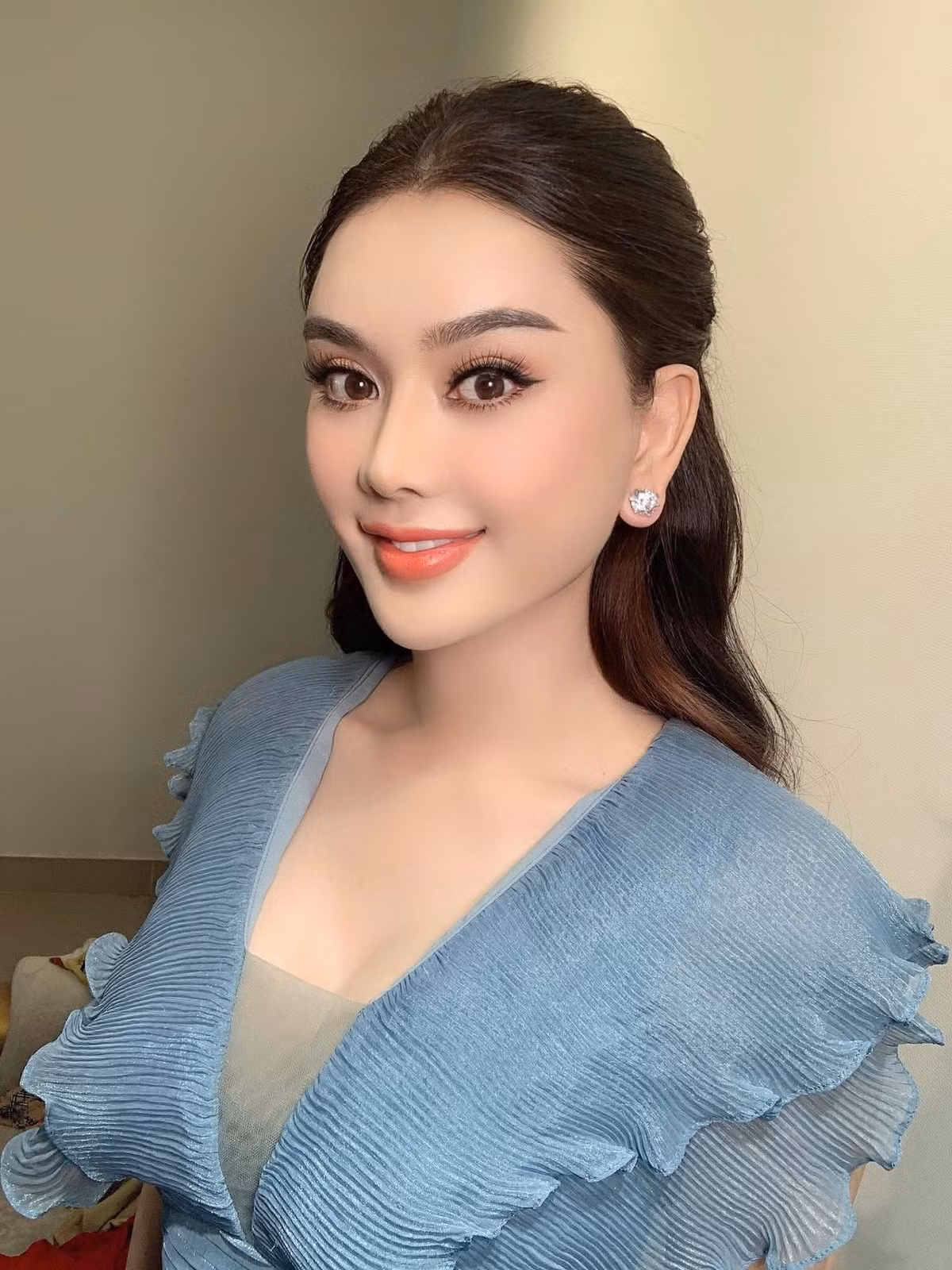 Lâm Khánh Chi đang độc thân: "Thời gian trôi qua rất nhanh chớp mắt 1 cái đã gần 4 năm em sống độc thân. Ảnh: FB Lâm Khánh Chi