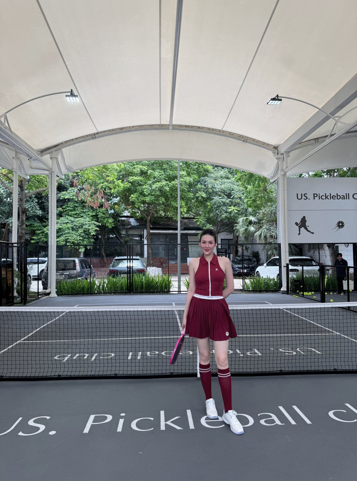 Á hậu Dương Tú Anh khoe dáng trên sân picklepall. Ảnh: FB Duong Tu Anh