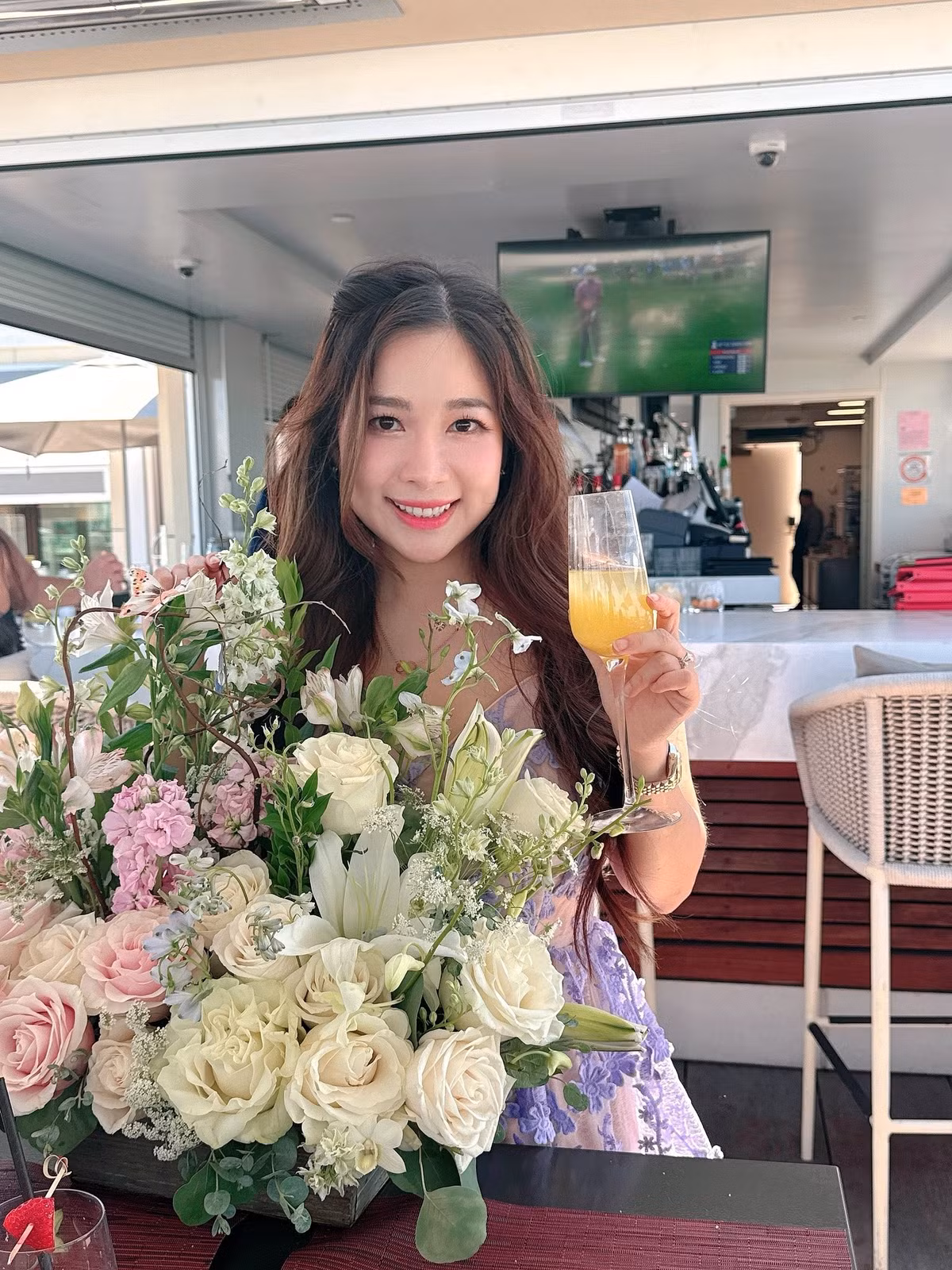 Là một trong những thành viên nổi bật của nhóm nhạc nữ đình đám một thời – Mắt Ngọc, Duy Uyên từng ghi dấu ấn trong lòng khán giả với hình ảnh ngọt ngào, tươi sáng. Ảnh: FB Duy-uyen Nguyen