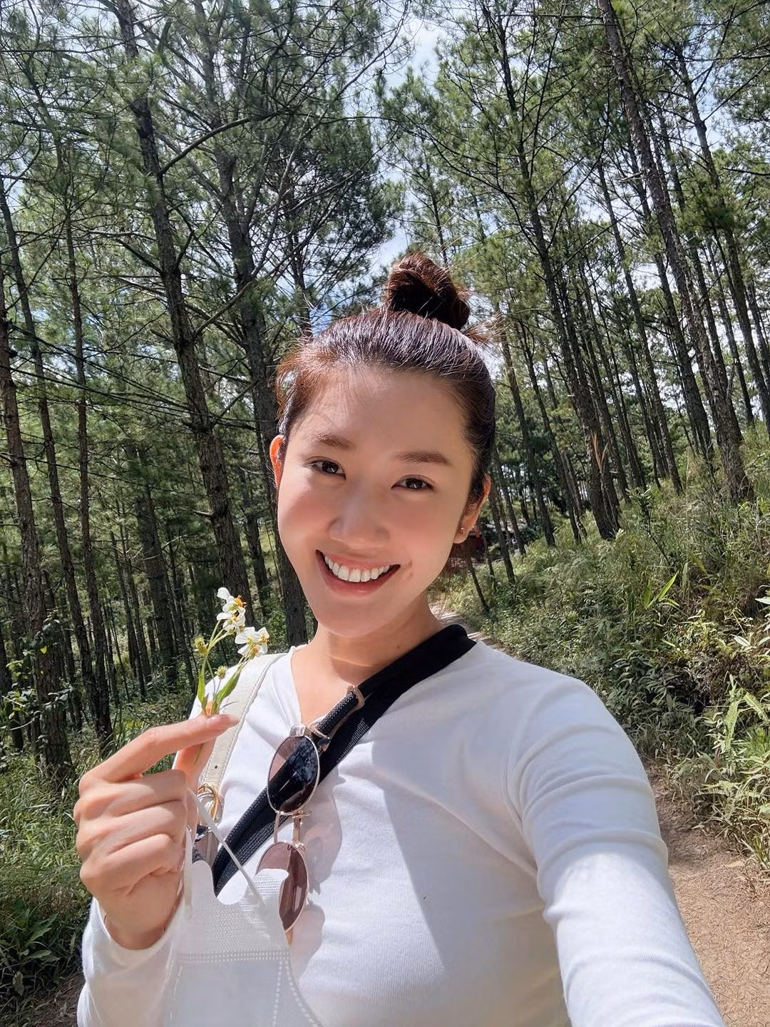 Diễn viên Thuý Ngân khoe nhan sắc rạng rỡ khi đến thành phố ngàn hoa. Ảnh: FB Lê Huỳnh Thuý Ngân