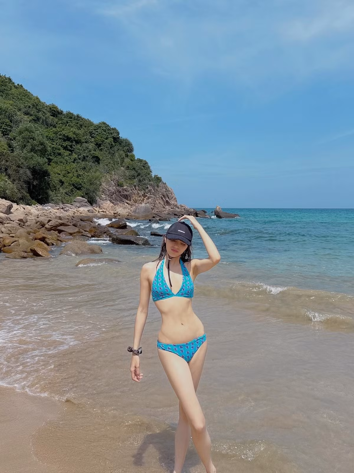 Hoa hậu Kỳ Duyên lộ vóc dáng không chút sức sống khi diện bikini. Ảnh: FB Nguyen Cao Ky Duyen