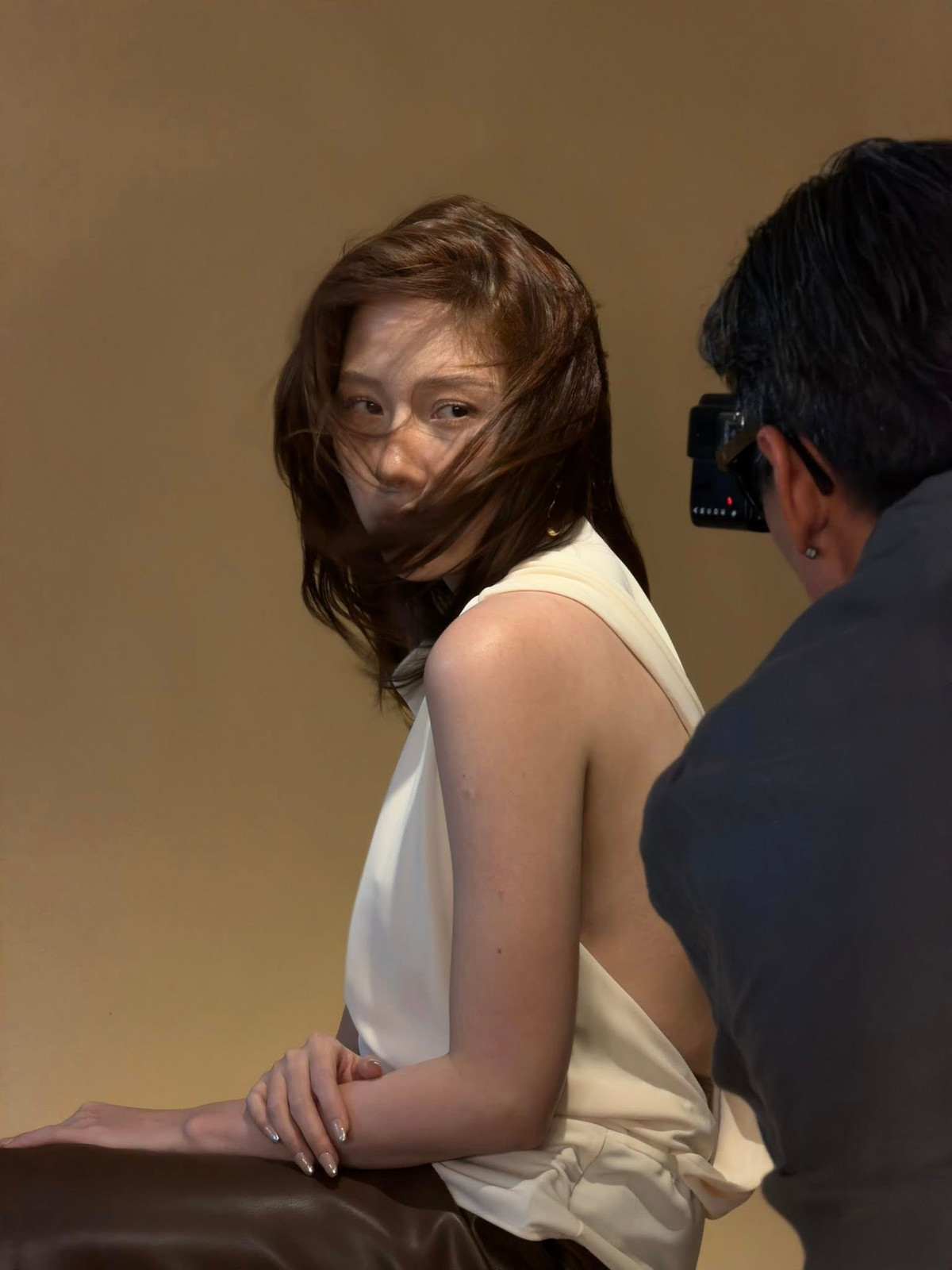 Bộ ảnh lần này không chỉ đánh dấu cột mốc tuổi 26 mà còn cho thấy sự trưởng thành rõ rệt của Huỳnh Uyển Ân.