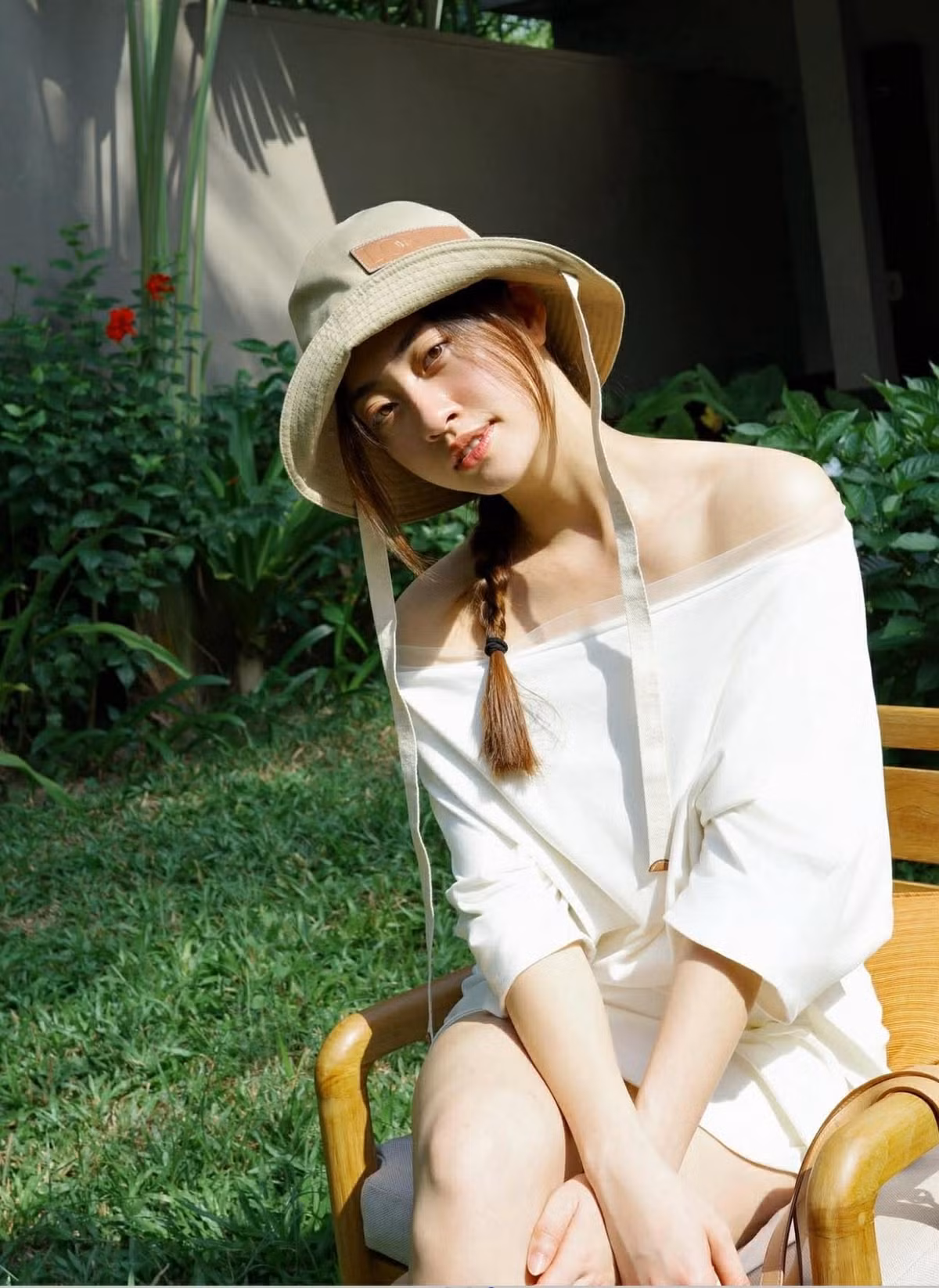 Lương Thùy Linh ghi điểm mạnh mẽ trong lòng công chúng, đặc biệt là mỗi lần cô xuất hiện với phong thái rạng rỡ như trong chuyến nghỉ dưỡng Phú Quốc lần này.