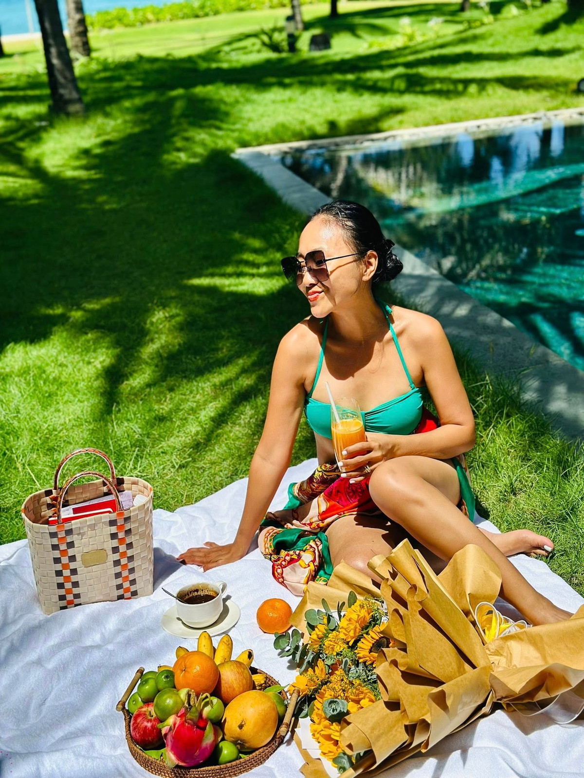 Chuyến đi này cũng là dịp để Đoan Trang tái tạo năng lượng sau những lịch trình bận rộn, dành thời gian bên chồng Tây và con gái. Ảnh: FB Doan Trang