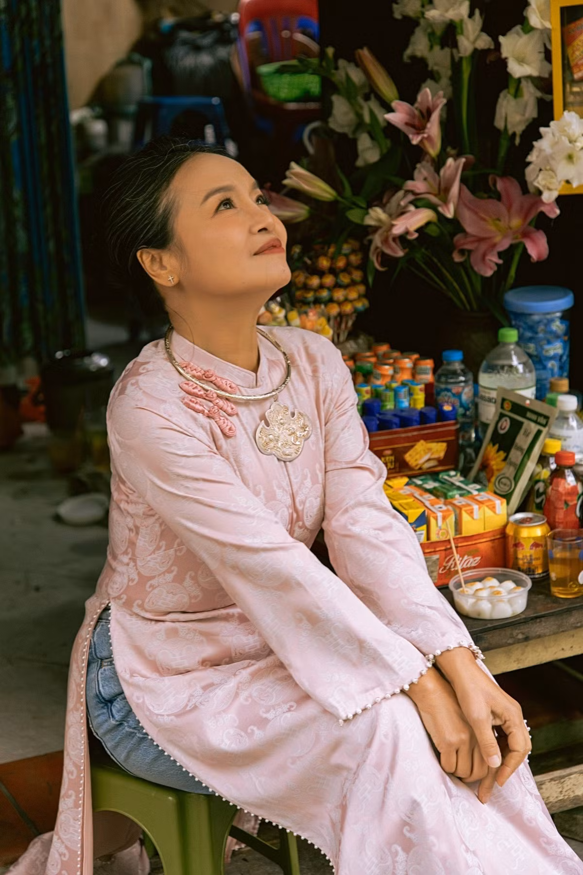 Nghệ sĩ Tú Oanh bồi hồi nhớ Tết xưa. Ảnh: FB Oanh Le Tu