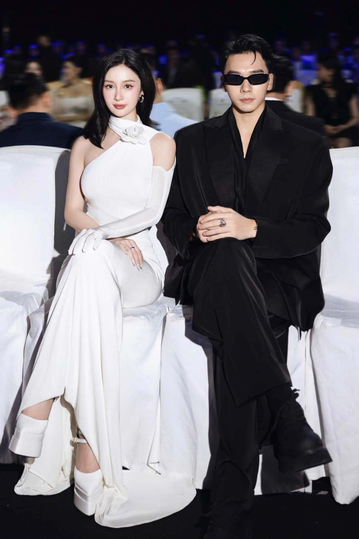 Từng được xem là một trong những couple “visual đỉnh” của Vbiz, Jun Vũ – Hải Nam gần đây lại liên tục dính nghi vấn rạn nứt.