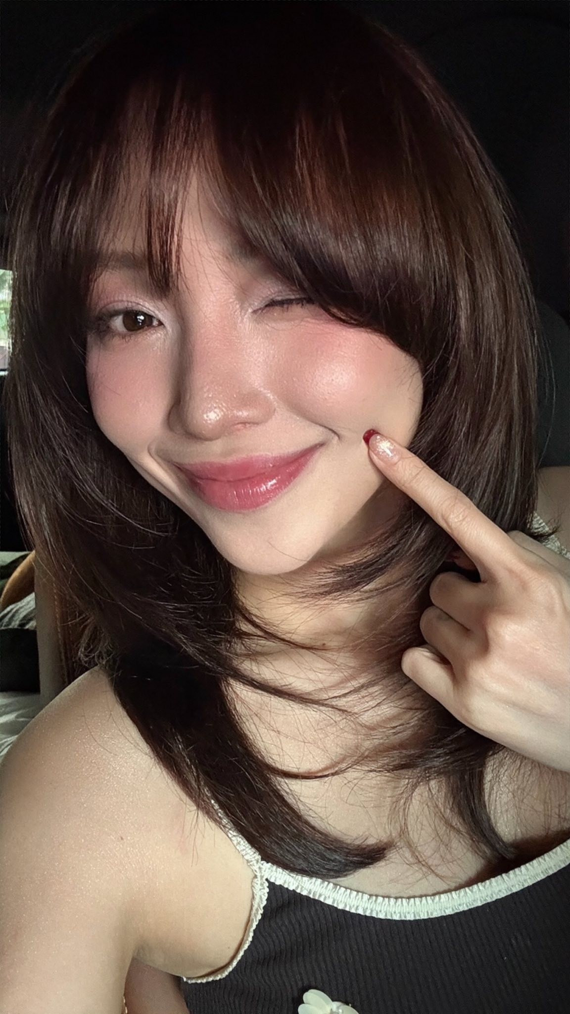 Tin tức sao Việt 4/2: Ca sĩ Tóc Tiên khoe tóc mới, thu hút hàng chục nghìn lượt thích cùng nhiều lời khen cho nhan sắc trẻ trung, dễ thương. Ảnh: FB Tóc Tiên