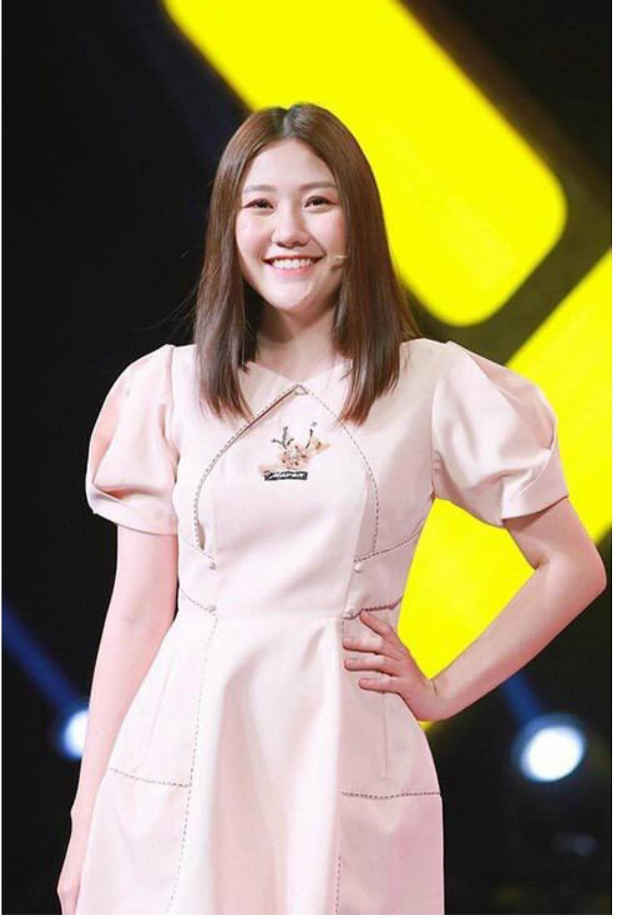 Trong làng giải trí, những màn “lột xác” về ngoại hình luôn nhận được sự quan tâm đặc biệt từ công chúng. Hành trình giảm cân của Huỳnh Uyển Ân chính là một ví dụ điển hình.