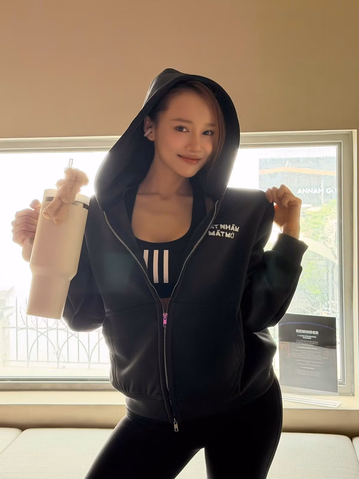 Thời gian gần đây, Nhã Phương liên tục đăng tải những khoảnh khắc khoe vóc dáng sau sinh, khiến cộng đồng mạng không khỏi trầm trồ.