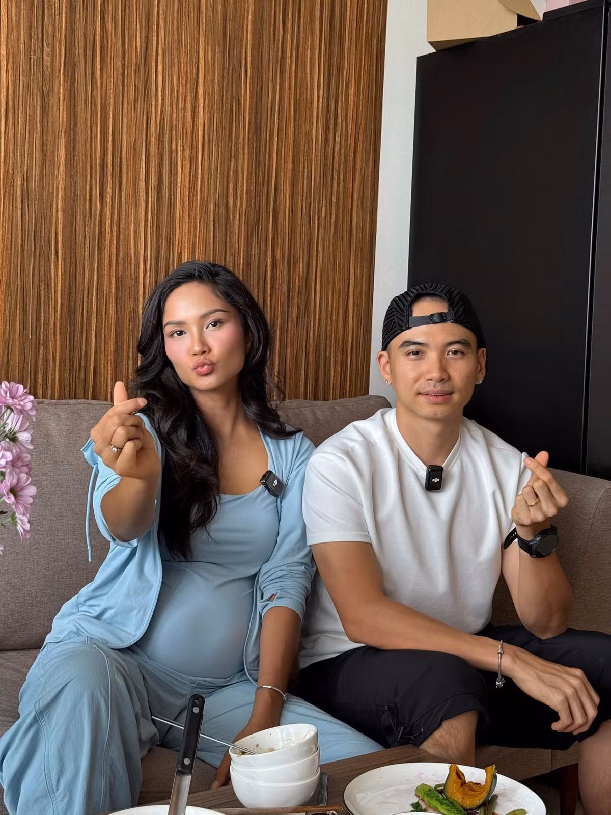 H'hen Niê khoe outfit bà bầu năng động, khoẻ mạnh. Ảnh: FB H'Hen Niê