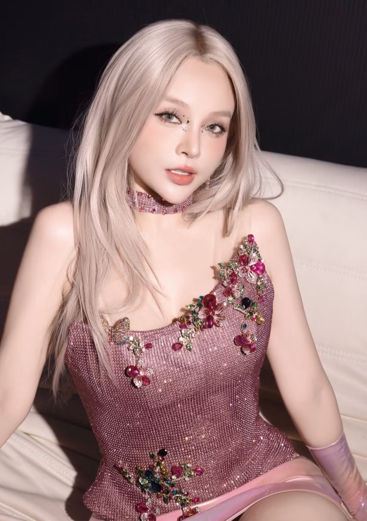 Huyền Baby xinh đẹp như búp bê. Ảnh: FB Đặng Ngọc Huyền