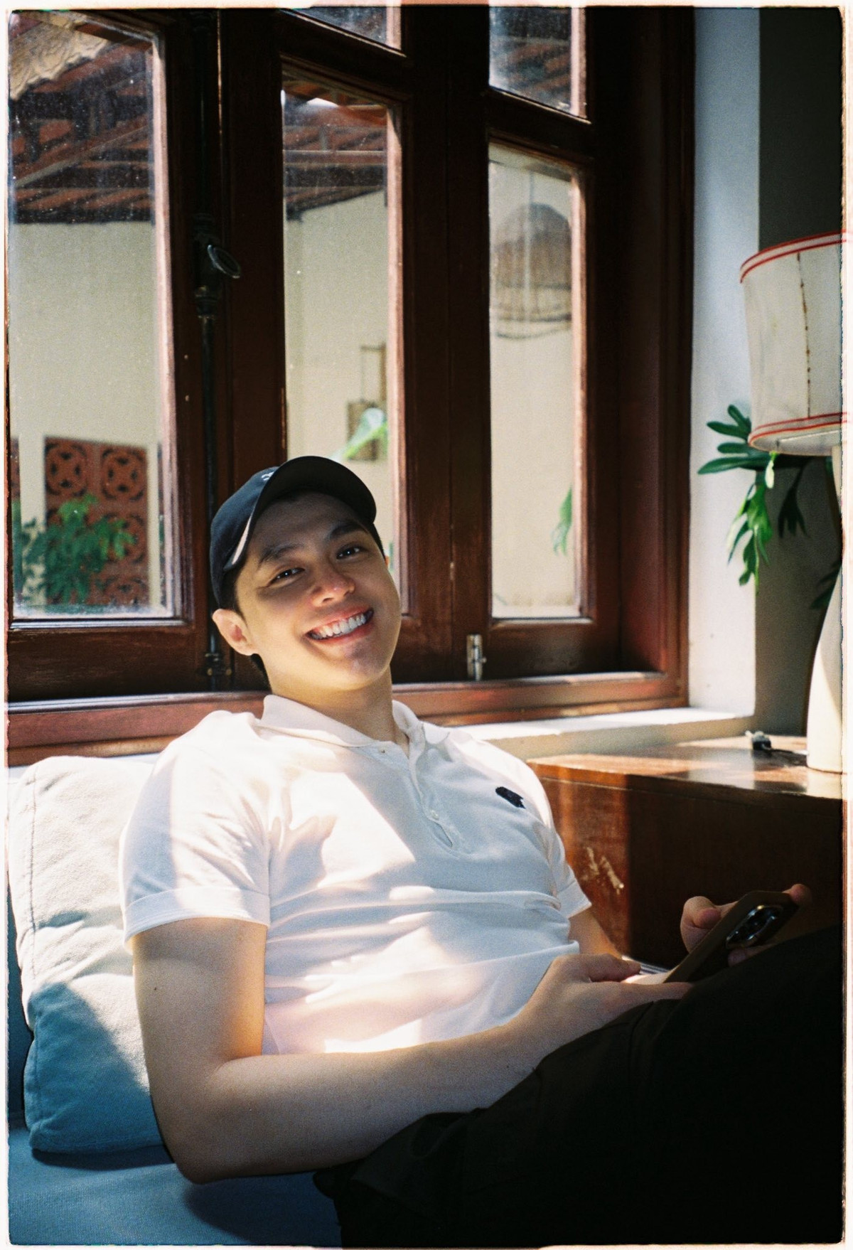 Thành công nghệ thuật giúp Noo Phước Thịnh sớm có được cuộc sống sung túc. Anh đang ở trong căn biệt thự trị giá khoảng 22 tỷ đồng tại TP.HCM, được thiết kế hiện đại, là nơi vừa nghỉ ngơi vừa làm việc sáng tạo.