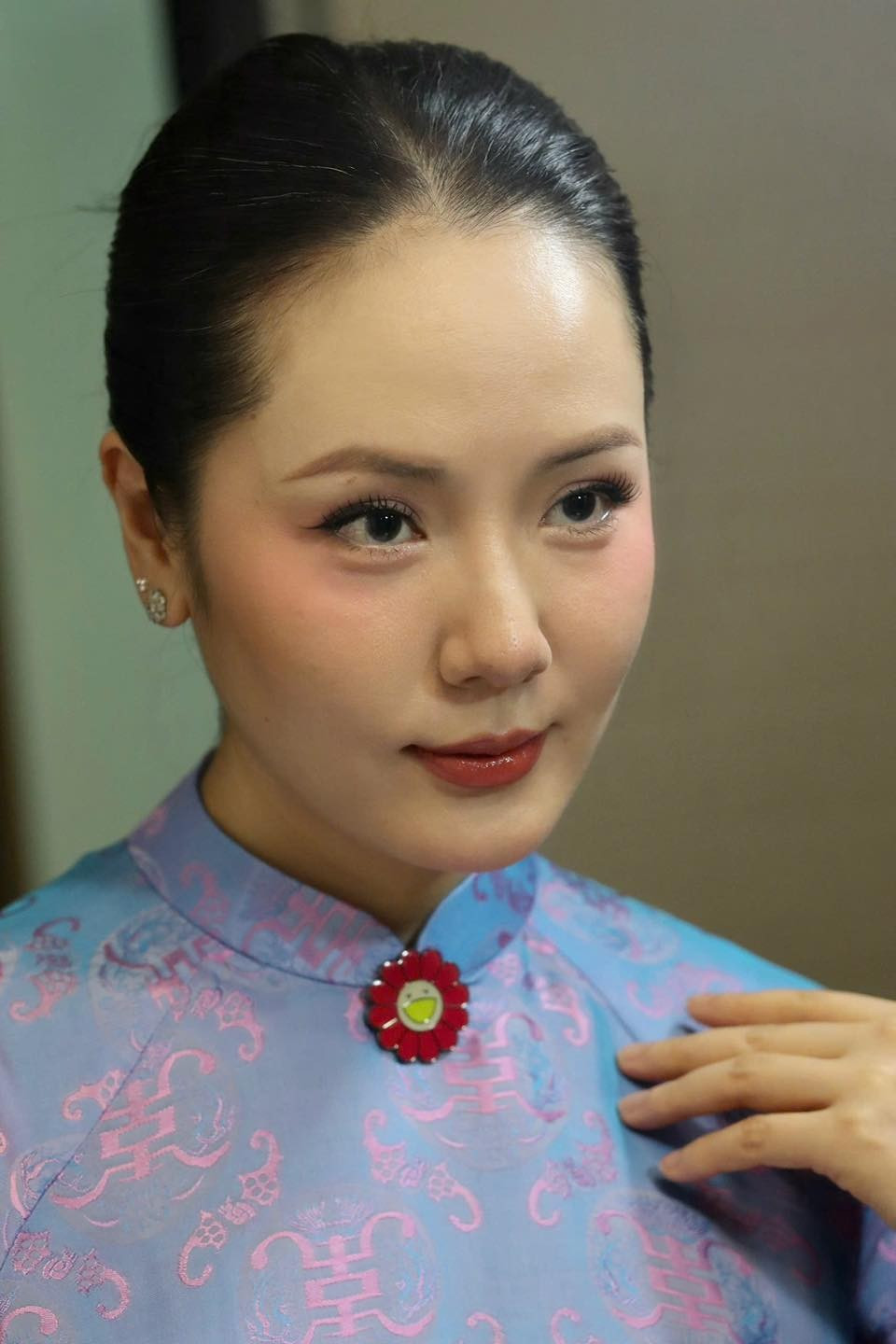 Ca sĩ Phương Linh khoe cận gương mặt đẹp không tì vết. Ảnh: FB Tran Phuong Linh