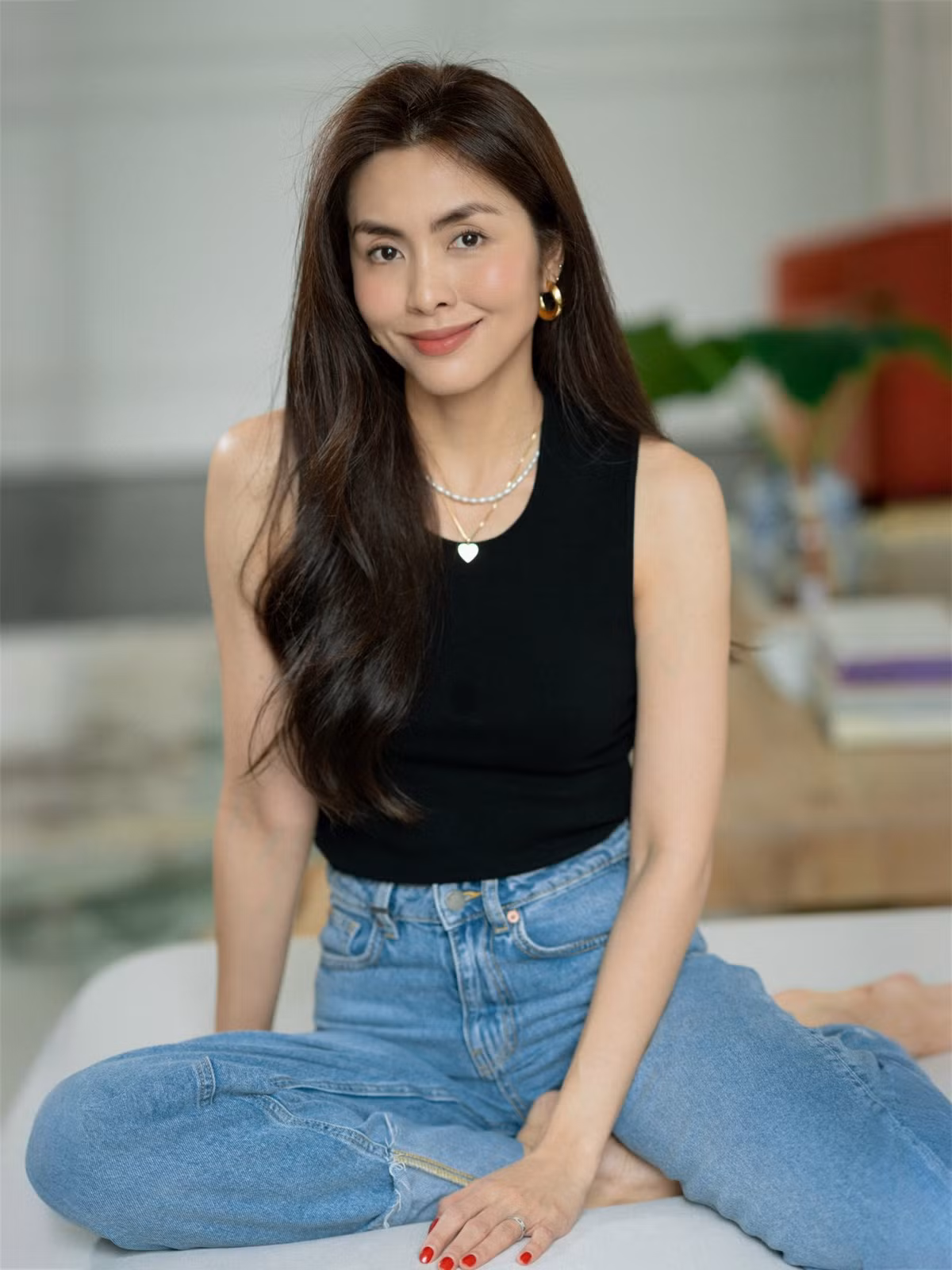 Dù đã rút lui khỏi hoạt động nghệ thuật để chăm lo gia đình, mỗi lần xuất hiện trong những bức ảnh đời thường, Tăng Thanh Hà vẫn khiến công chúng trầm trồ.