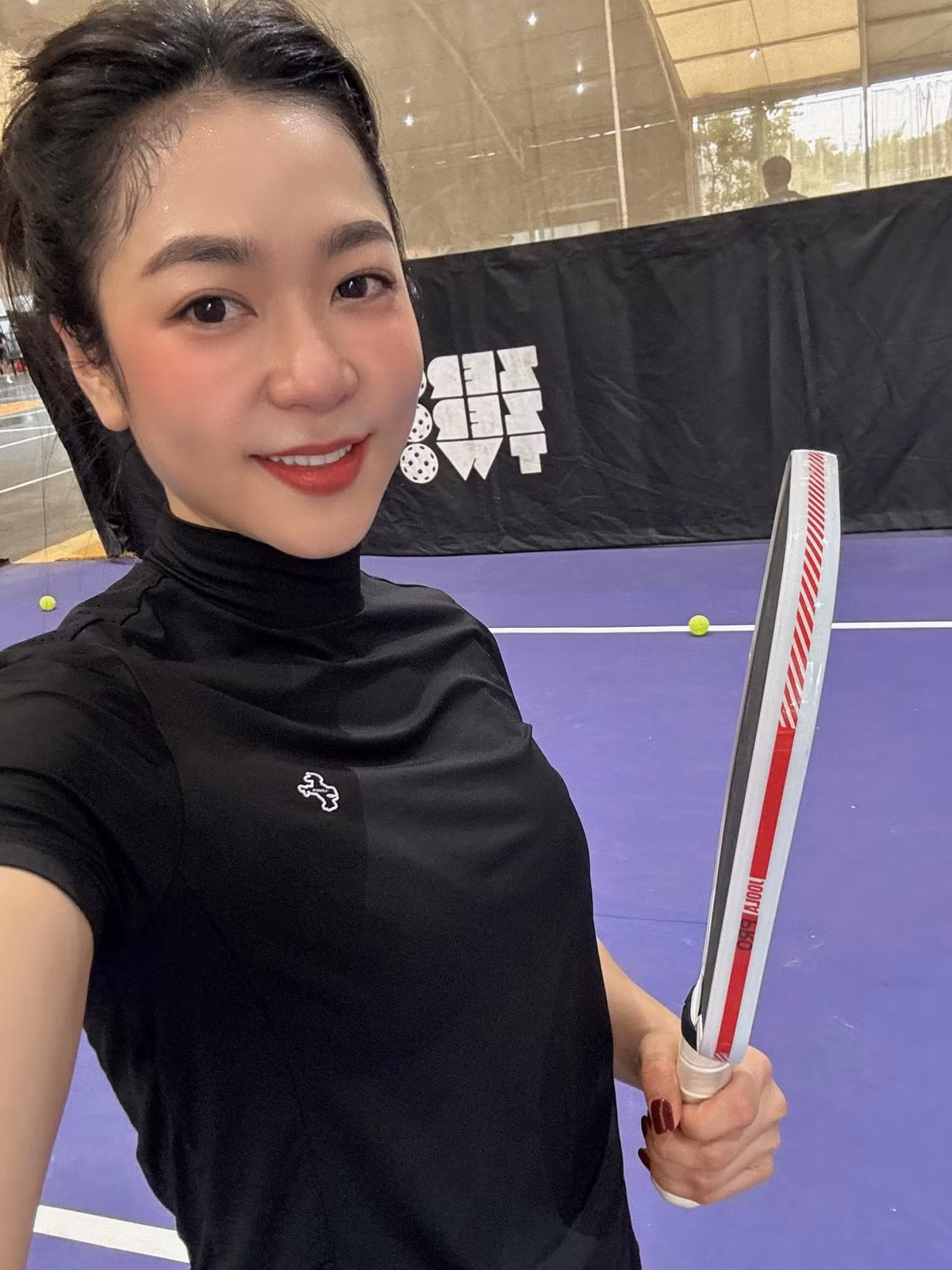 Ca sĩ tiết lộ nhiều năm nay cô duy trì lối sống lành mạnh, tích cực, chăm sóc bản thân kỹ lưỡng, tập luyện mỗi ngày để giữ sức khỏe, nhan sắc. Ảnh: FB Hà Thanh Xuân