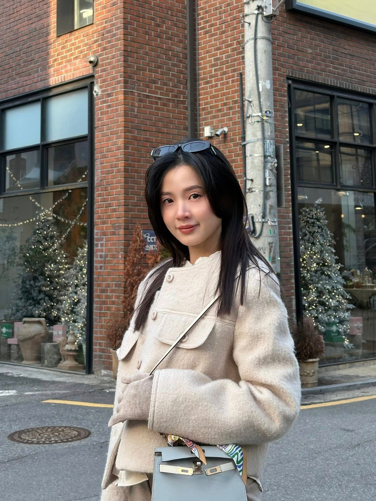 Tin tức sao Việt 12/1: Diễn viên Midu dạo chơi Seoul, Hàn Quốc trong cái lạnh -9 độ C. Ảnh: FB Đặng Thị Mỹ Dung