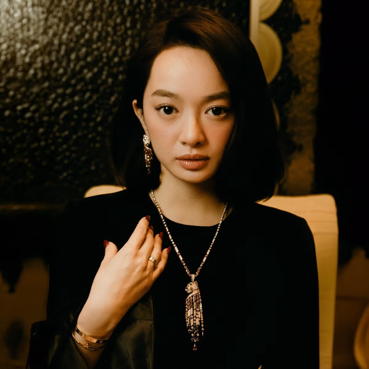 Trong bảng đề cử, Kaity đứng cùng nhiều gương mặt nổi tiếng quốc tế như Ana de Armas, Ariana Grande, Saho Michishige, Shimian Xiong hay Afra Saraçoğlu. Đây là lần đầu tiên nữ diễn viên sinh năm 1999 được đưa vào danh sách đề cử của bảng xếp hạng sắc đẹp danh tiếng này, nhanh chóng thu hút sự quan tâm lớn từ khán giả trong nước.