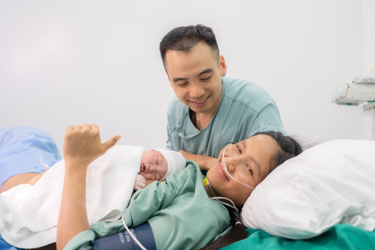 Hoa hậu H'Hen Niê chính thức hạ sinh con gái đầu lòng. Ảnh: FB H'Hen Niê