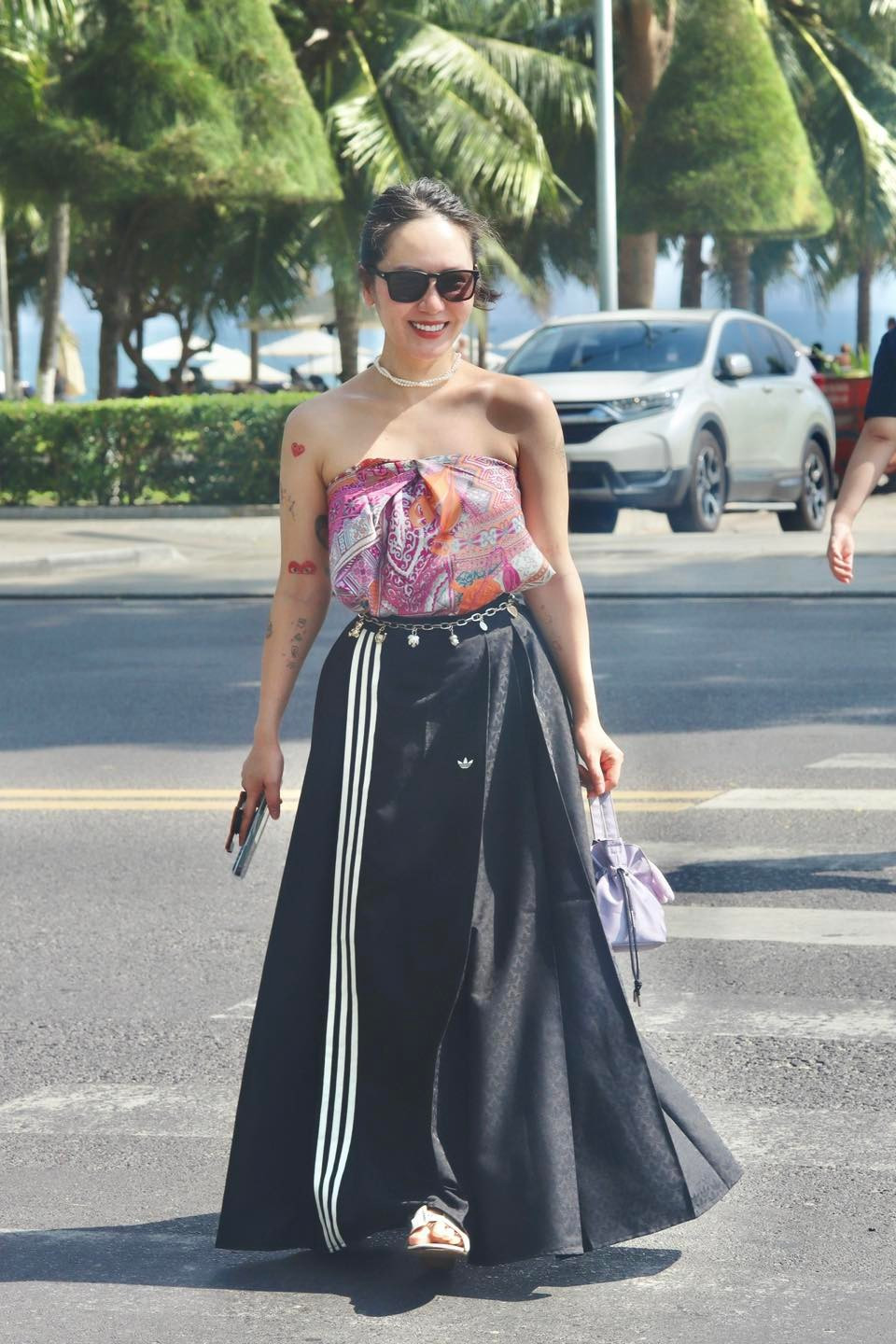 Cô được khen vẫn xinh đẹp, cuốn hút như thời mới vào nghề.